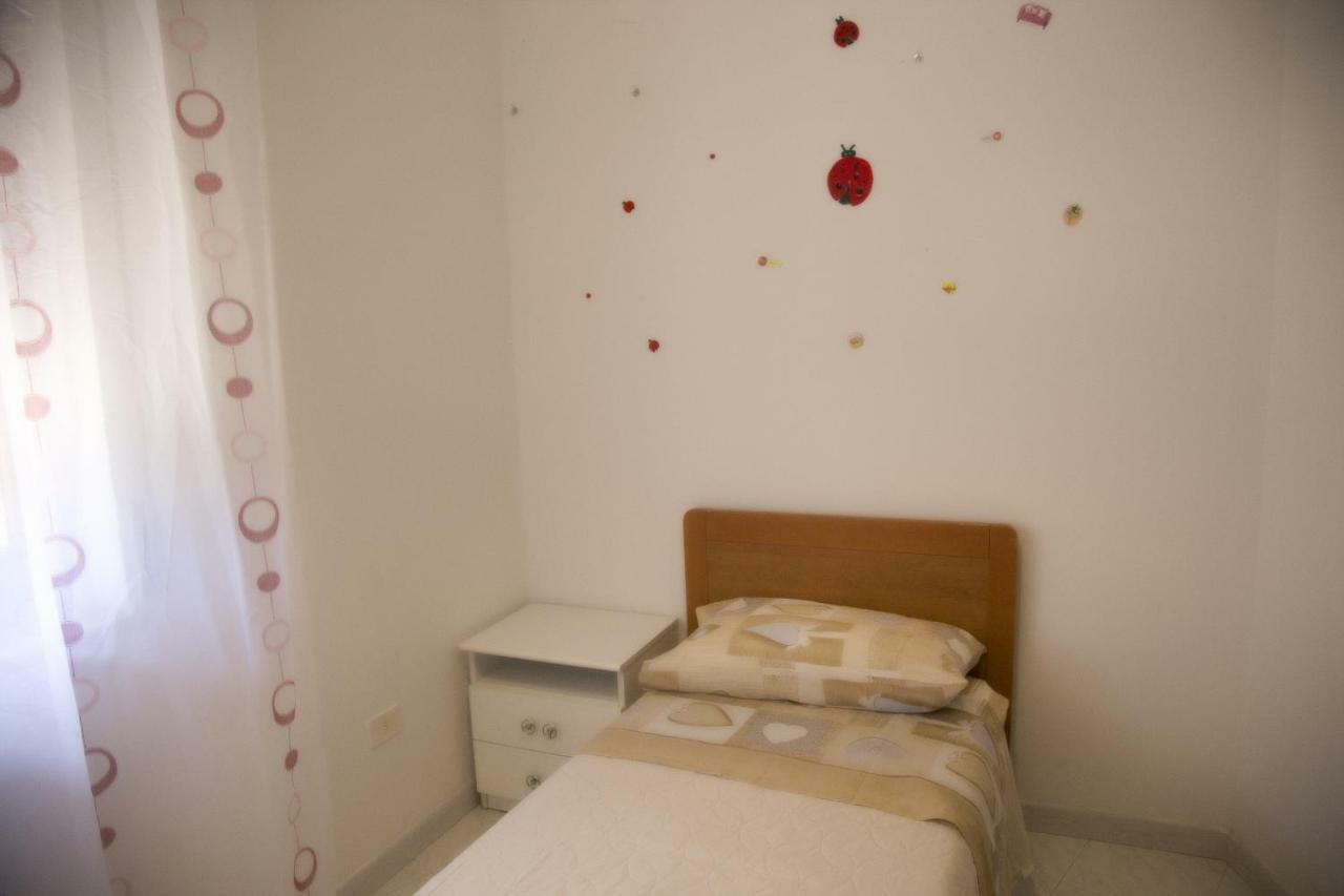 Casa Vacanza "Romano" Пимонте Екстериор снимка