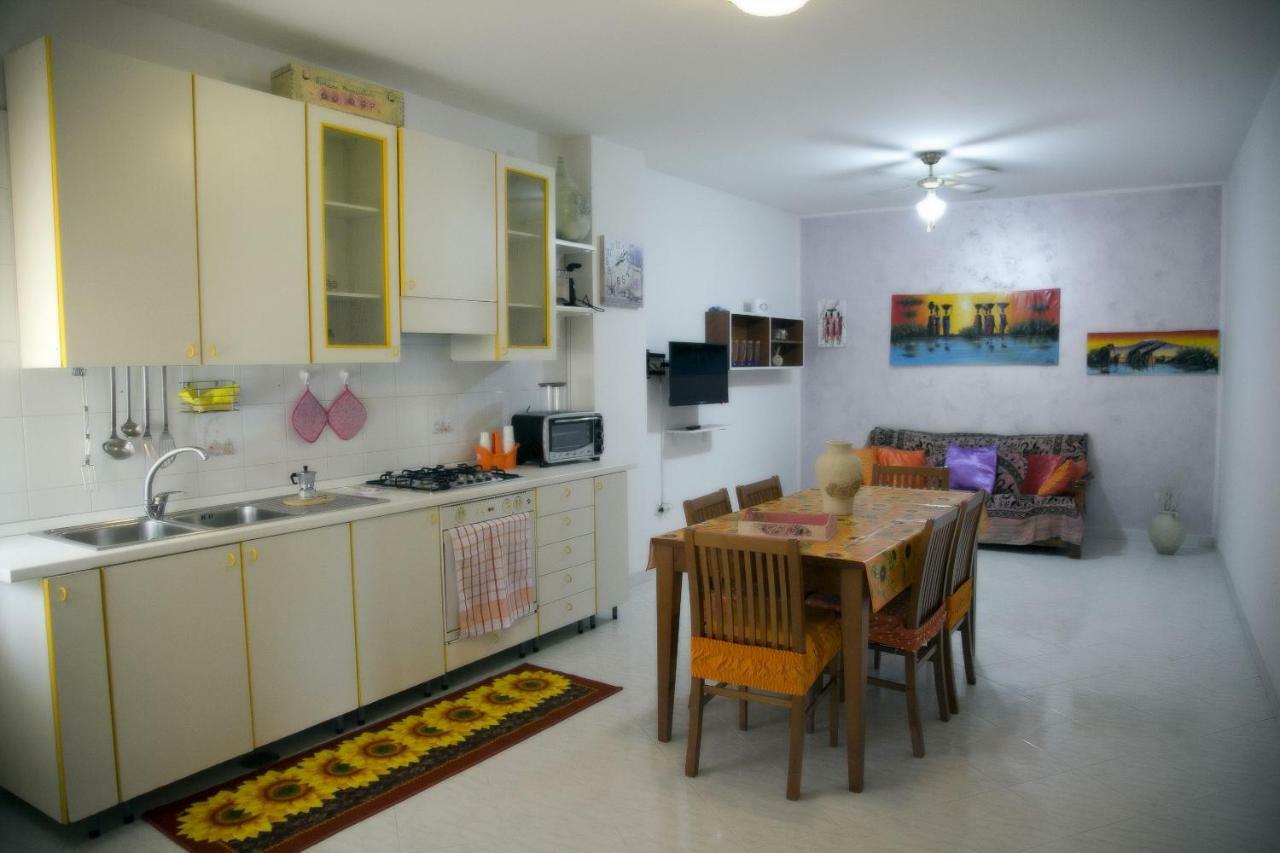 Casa Vacanza "Romano" Пимонте Екстериор снимка