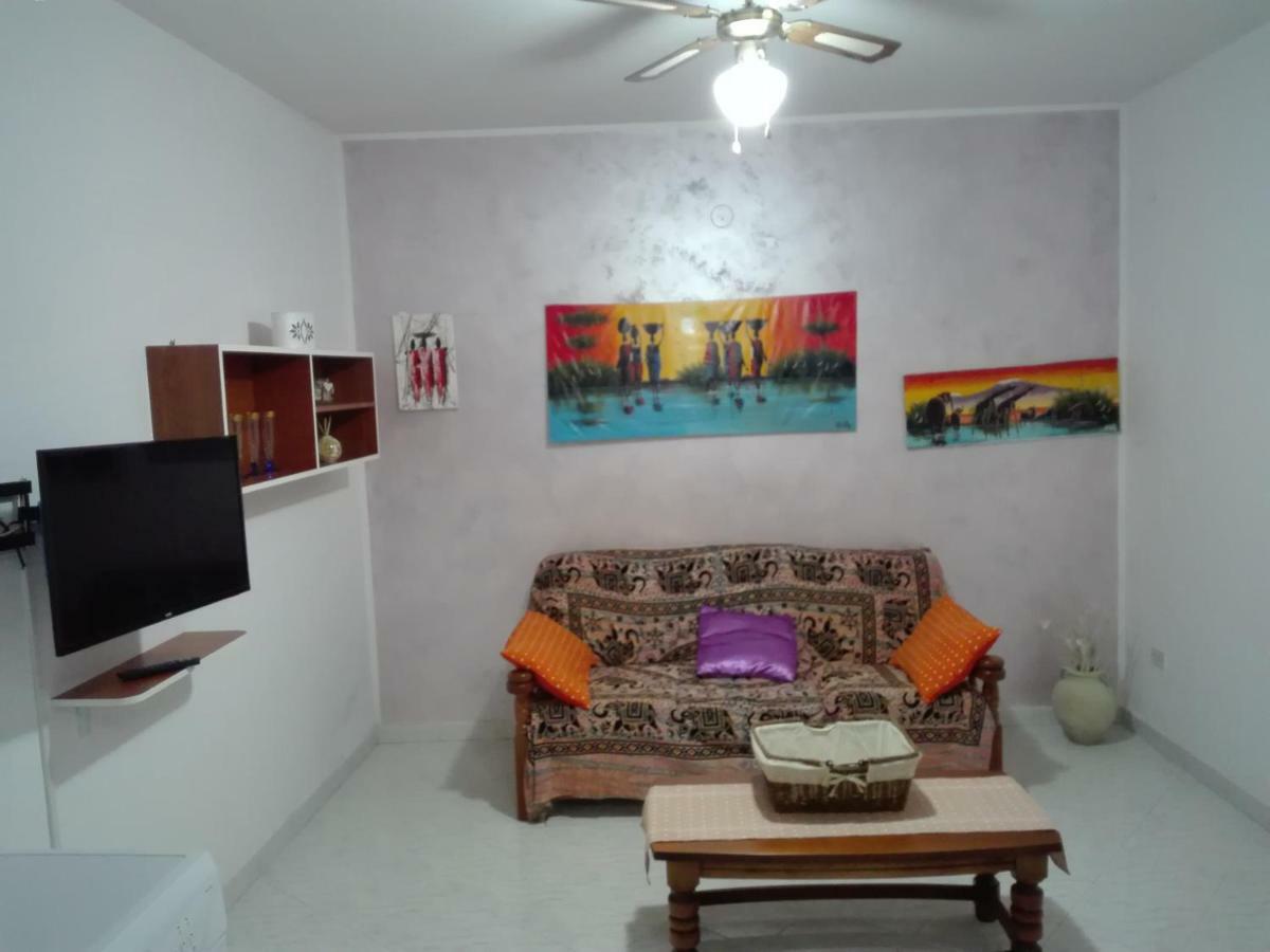 Casa Vacanza "Romano" Пимонте Екстериор снимка